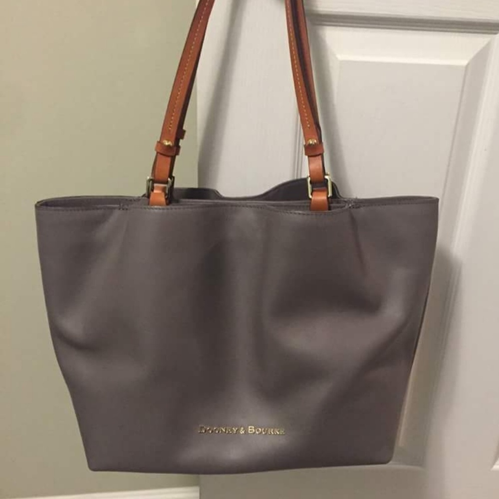 Dooney and Bourke shoulder bag